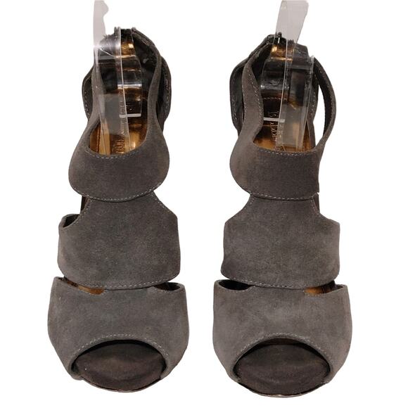 Ellen Tracy Sadie Peep Toe T-Strap High Heels Suede Leather Gray Womens Size 8 - Picture 3 of 8